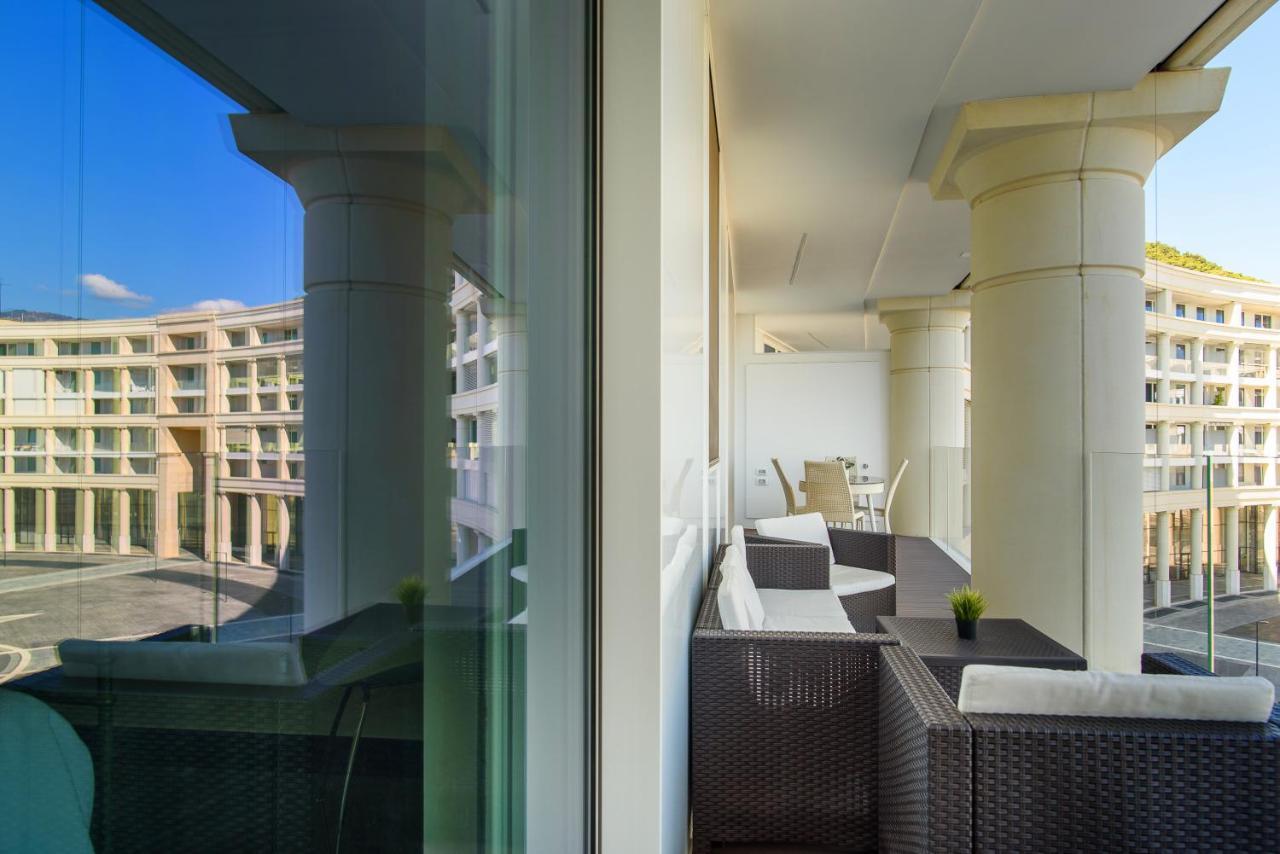 Mareluna Crescent - Luxury Seafront Experience Salernes Extérieur photo